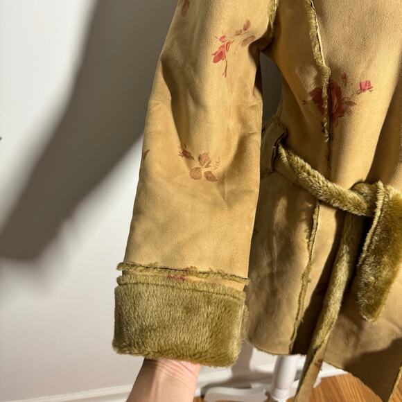 Lapis Coat Women M Tan Rose Print Faux Suede Penny Lane Faux Fur Lined Patchwork - Picture 4 of 9